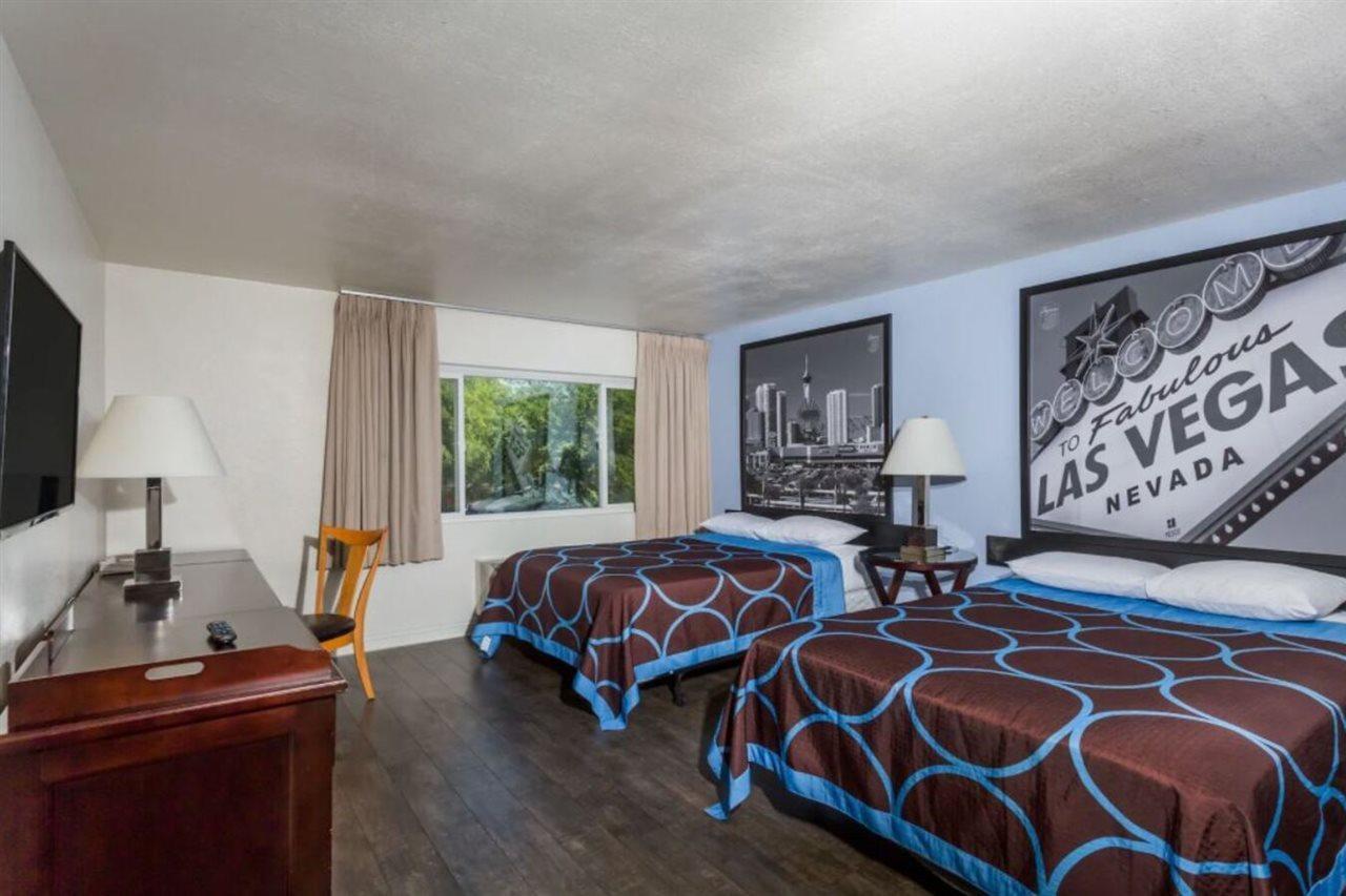 Super 8 By Wyndham Las Vegas North Strip/Fremont St. Area Buitenkant foto