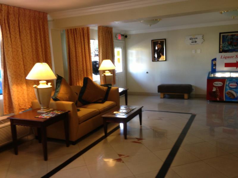 Super 8 By Wyndham Las Vegas North Strip/Fremont St. Area Buitenkant foto