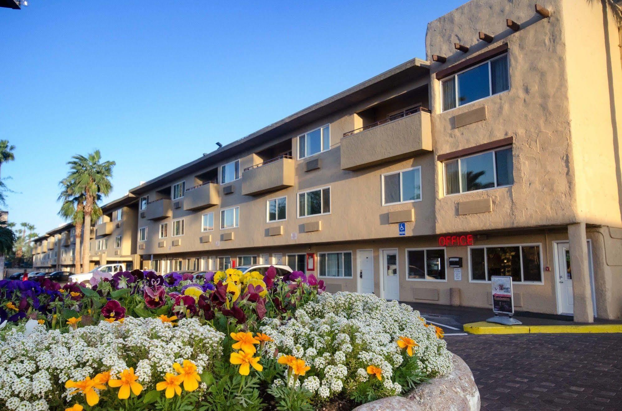 Super 8 By Wyndham Las Vegas North Strip/Fremont St. Area Buitenkant foto